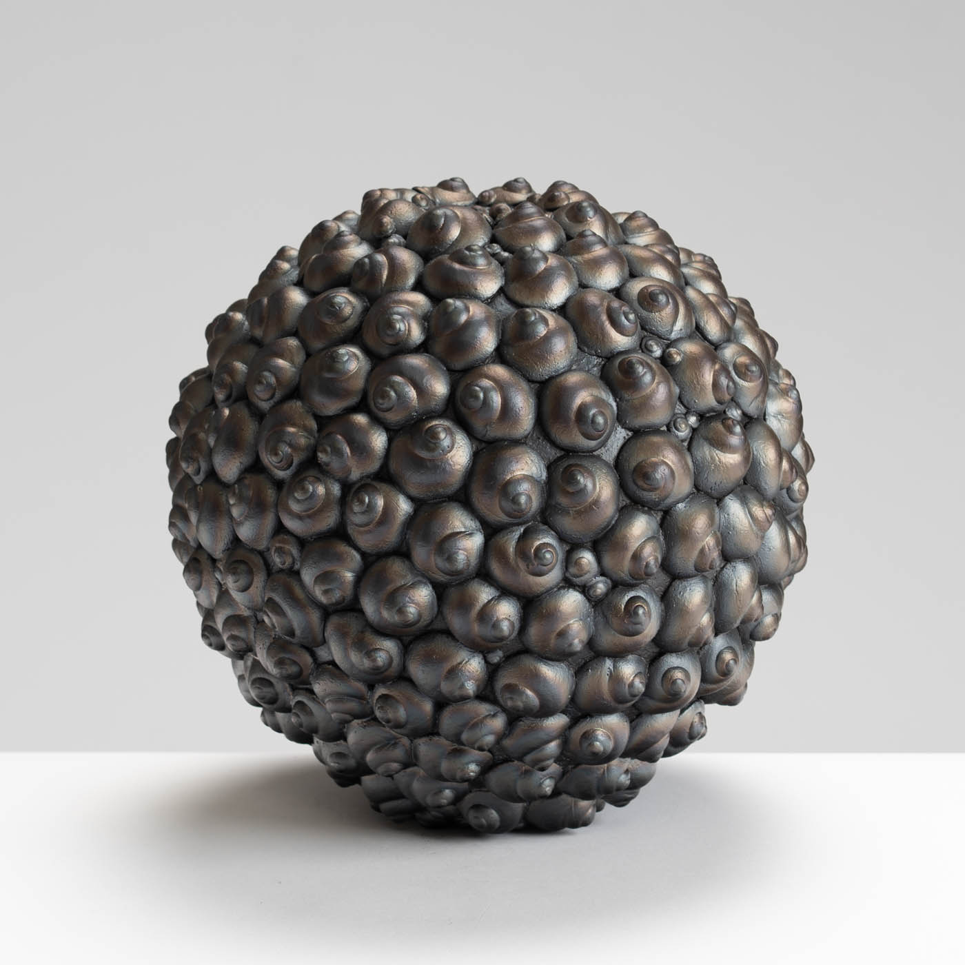 SH489X67 Saggar Snail Shell Pot