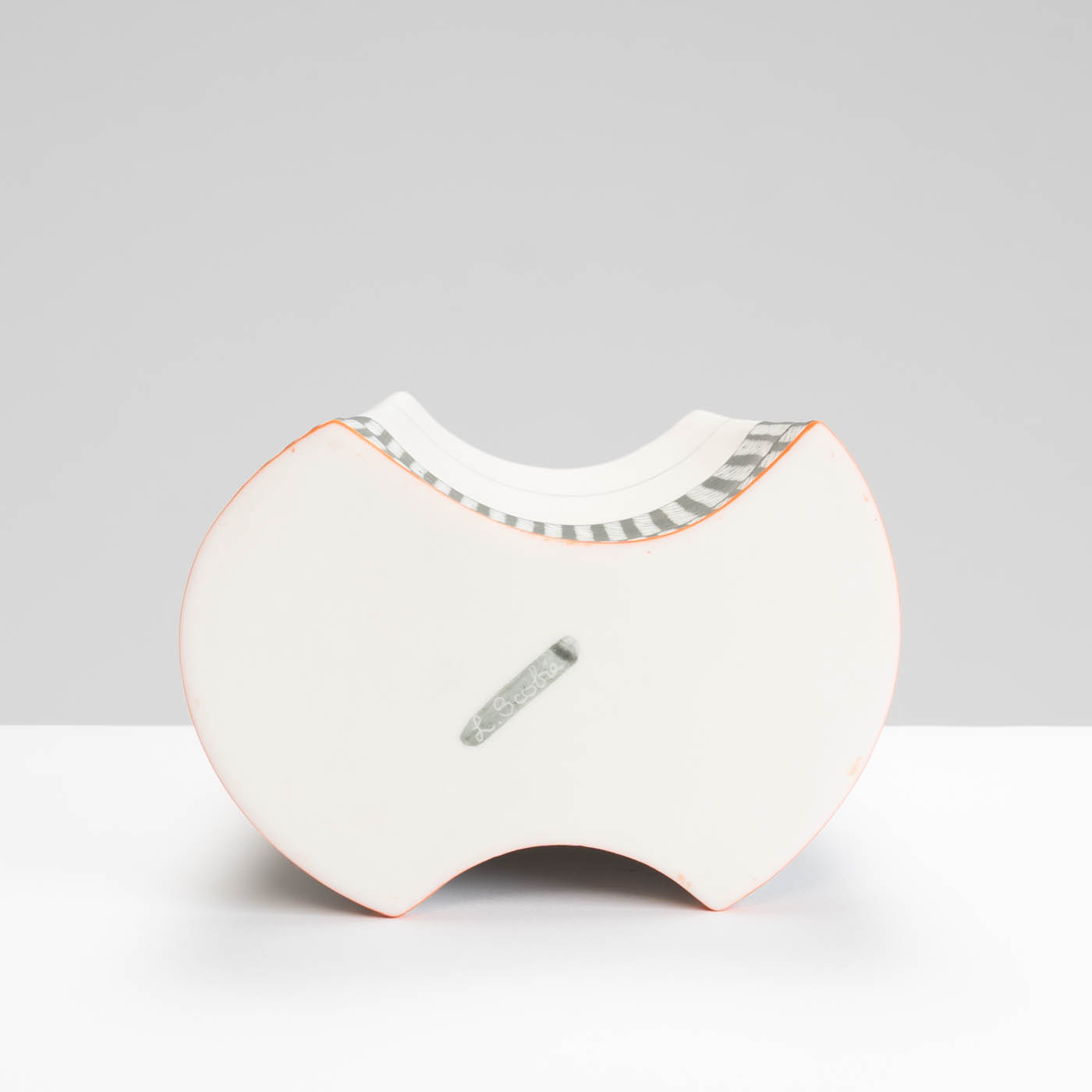 LS345Y788 Concave/Convex Vessel with 23ct Gold Interior