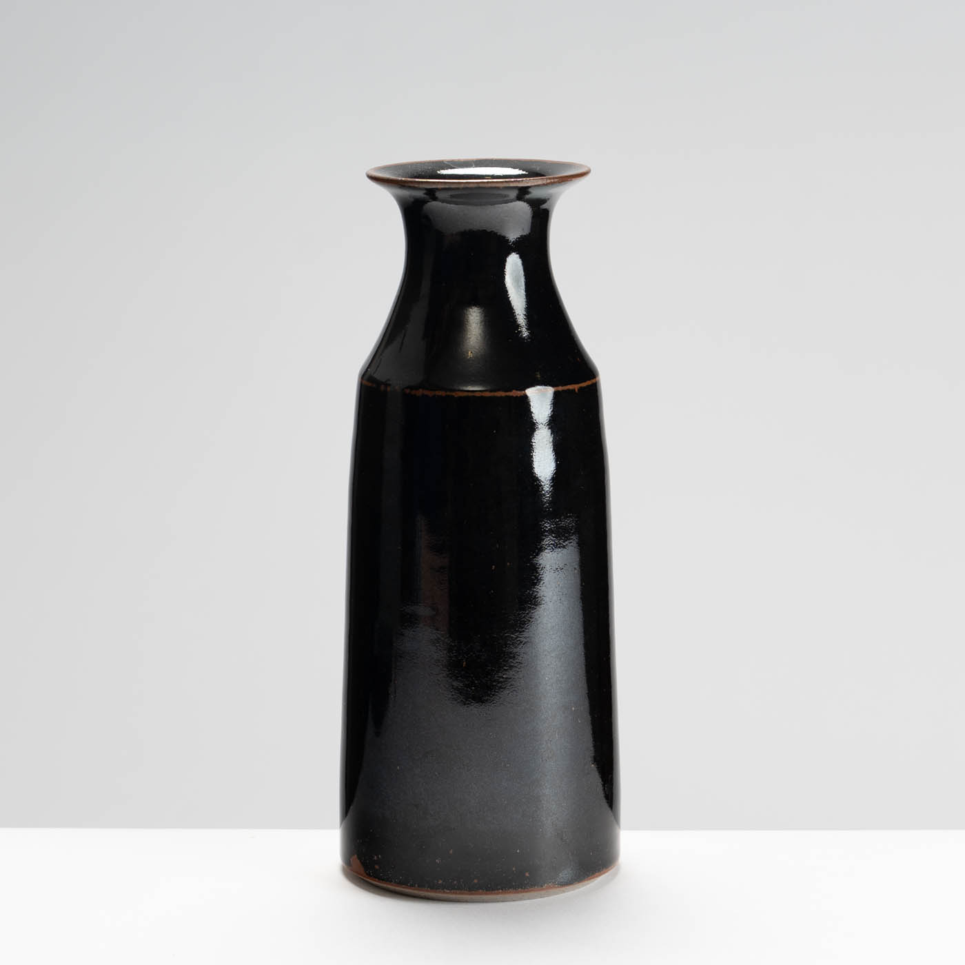 JTW322Y919 Vase Tenmoku