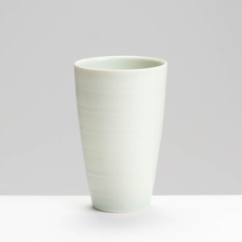 RH578Y131 Beaker Vase Pale Celadon