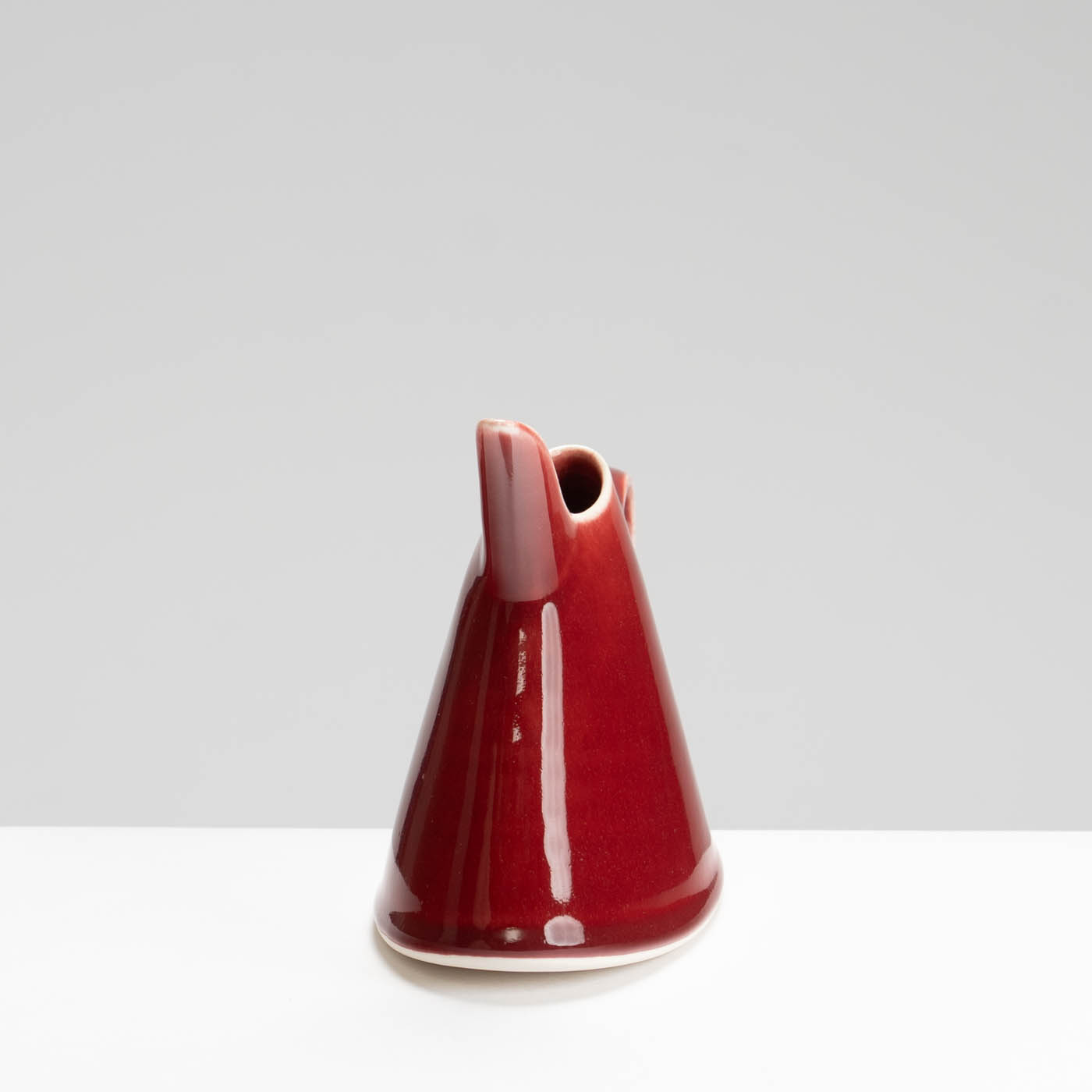 TT525Y239 Small Oval Jug Red