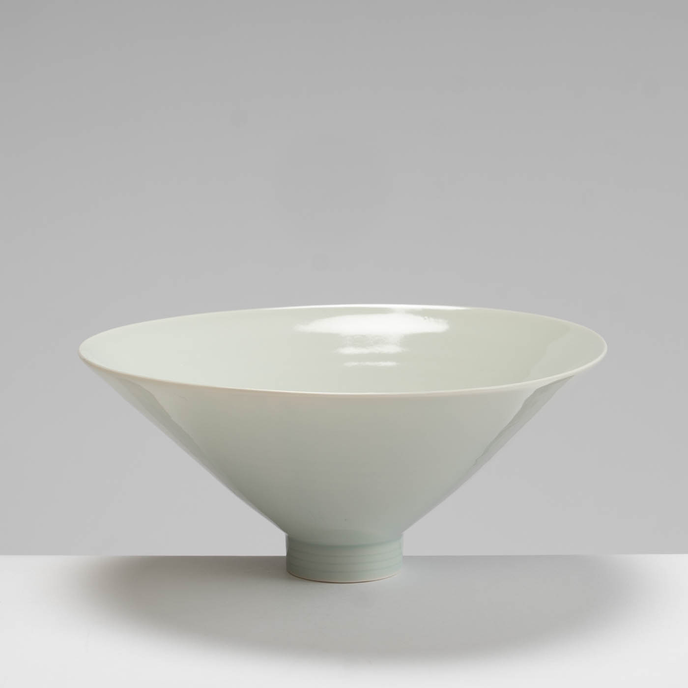 RH578Y108 Bowl Pale Celadon