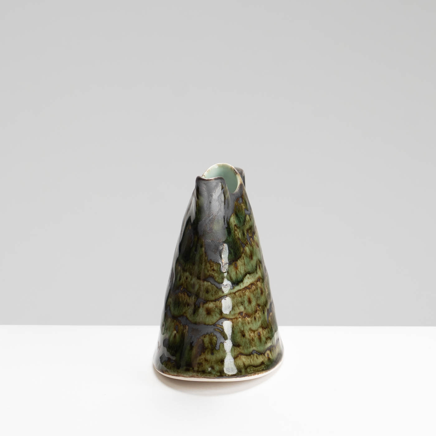 TT525Y240 Small Oval Jug Moss Green