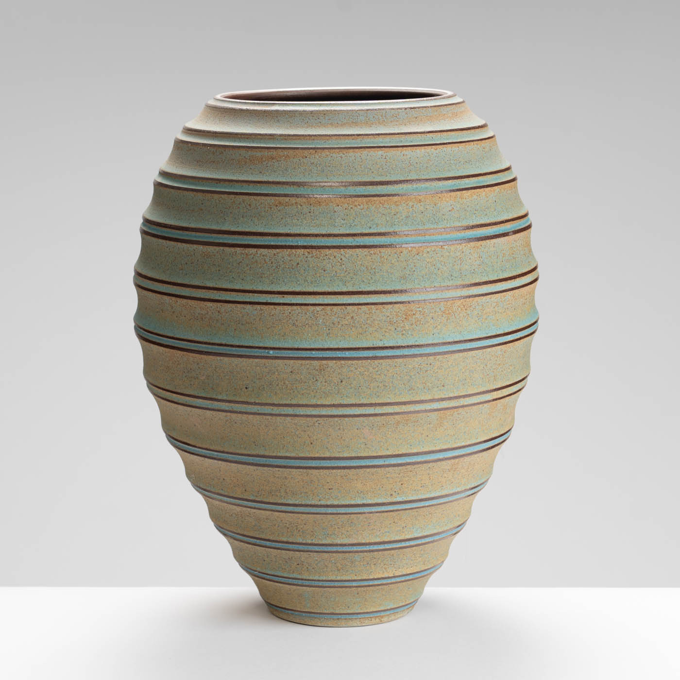 EM183Y958 Lantern Vase