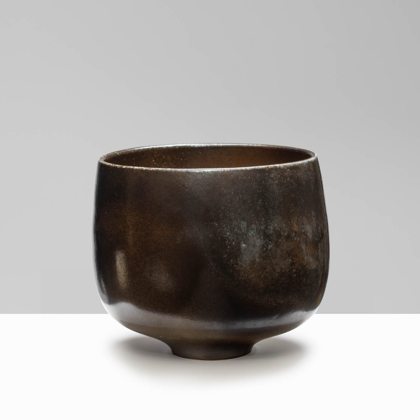 RK53Y201 Small Dark Oval Bowl