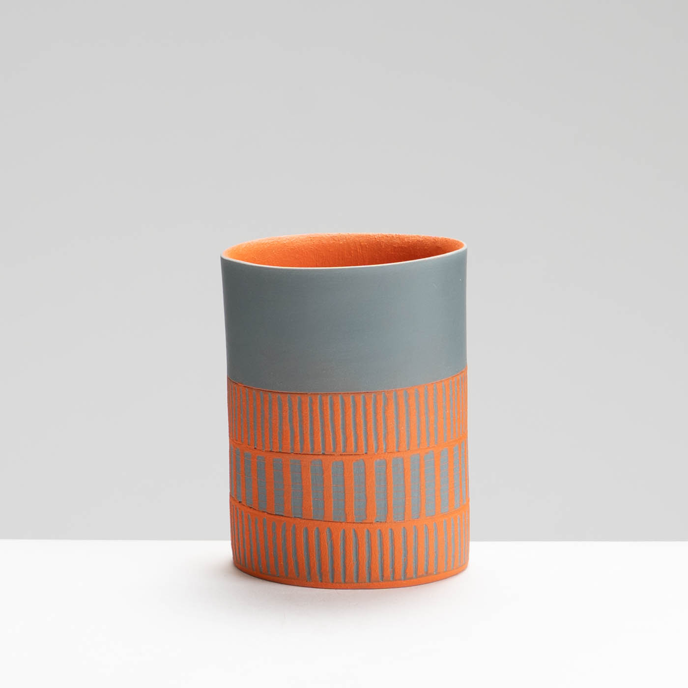 LS345Y769 Small Charcoal Cylinder Vessel