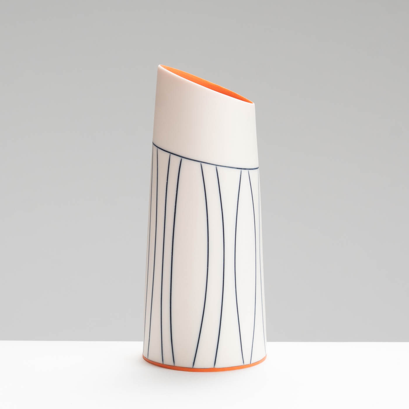 LS345Y726 Small Vase