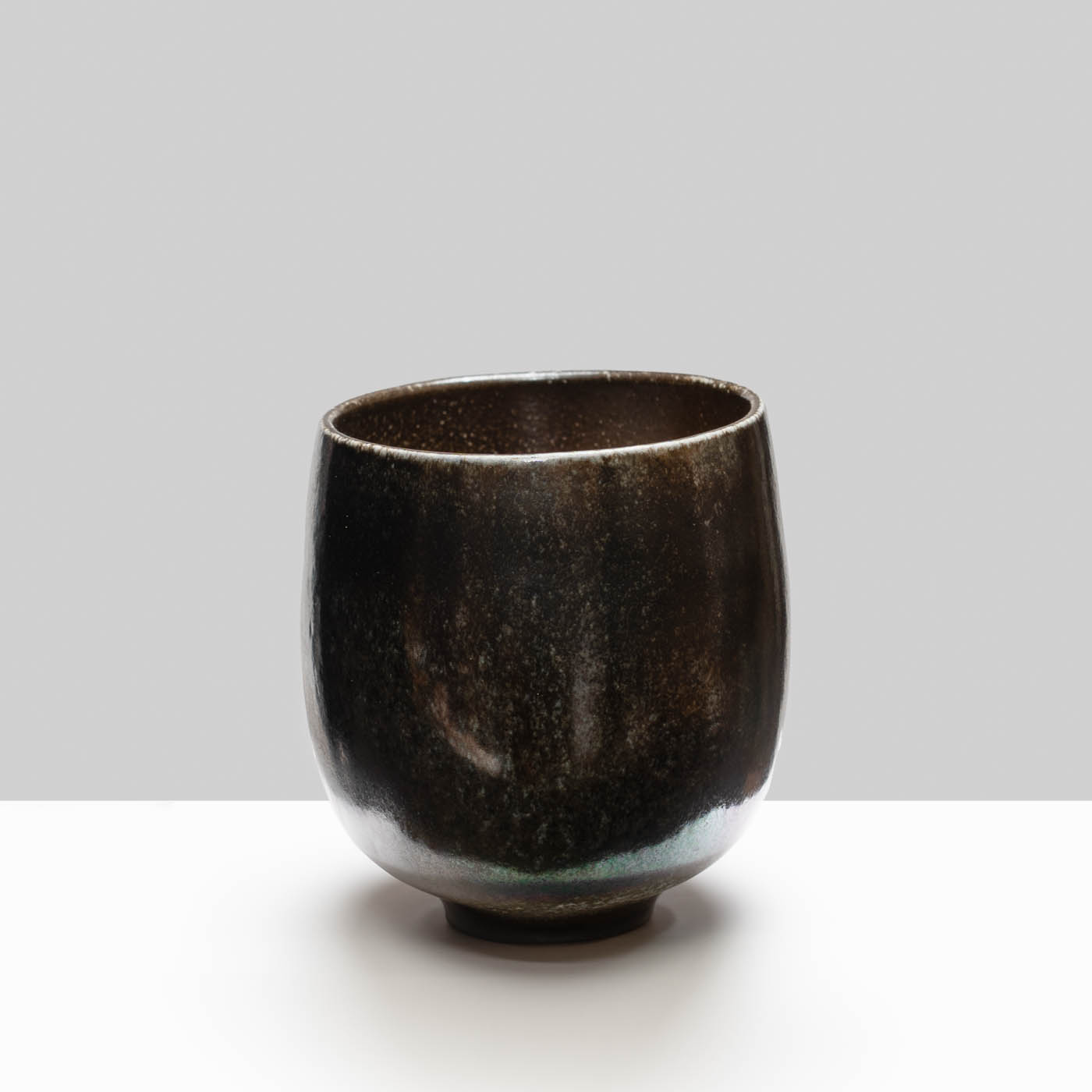 RK53Y201 Small Dark Oval Bowl