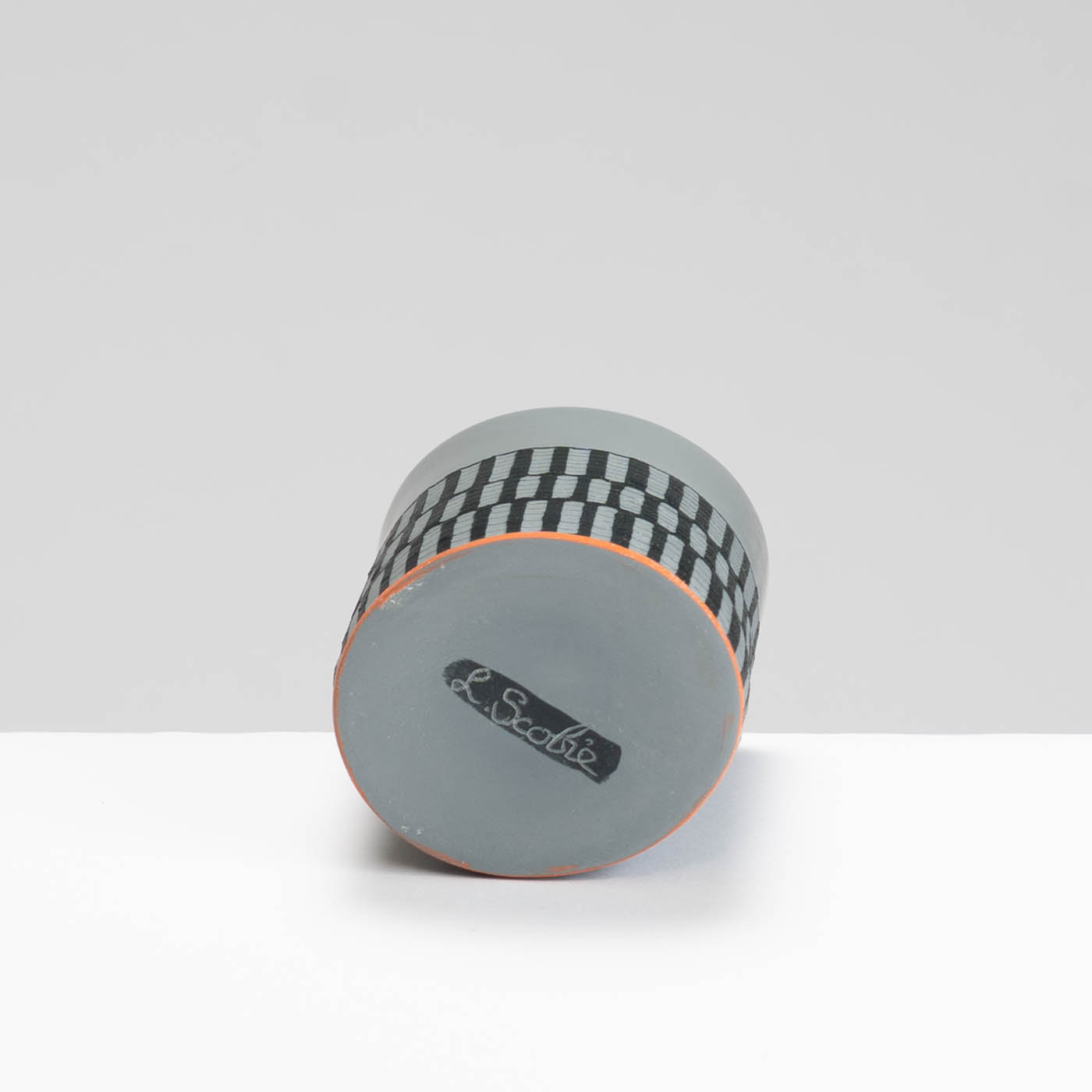 LS345Y787 Small Charcoal Vessel with 23ct Gold Interior