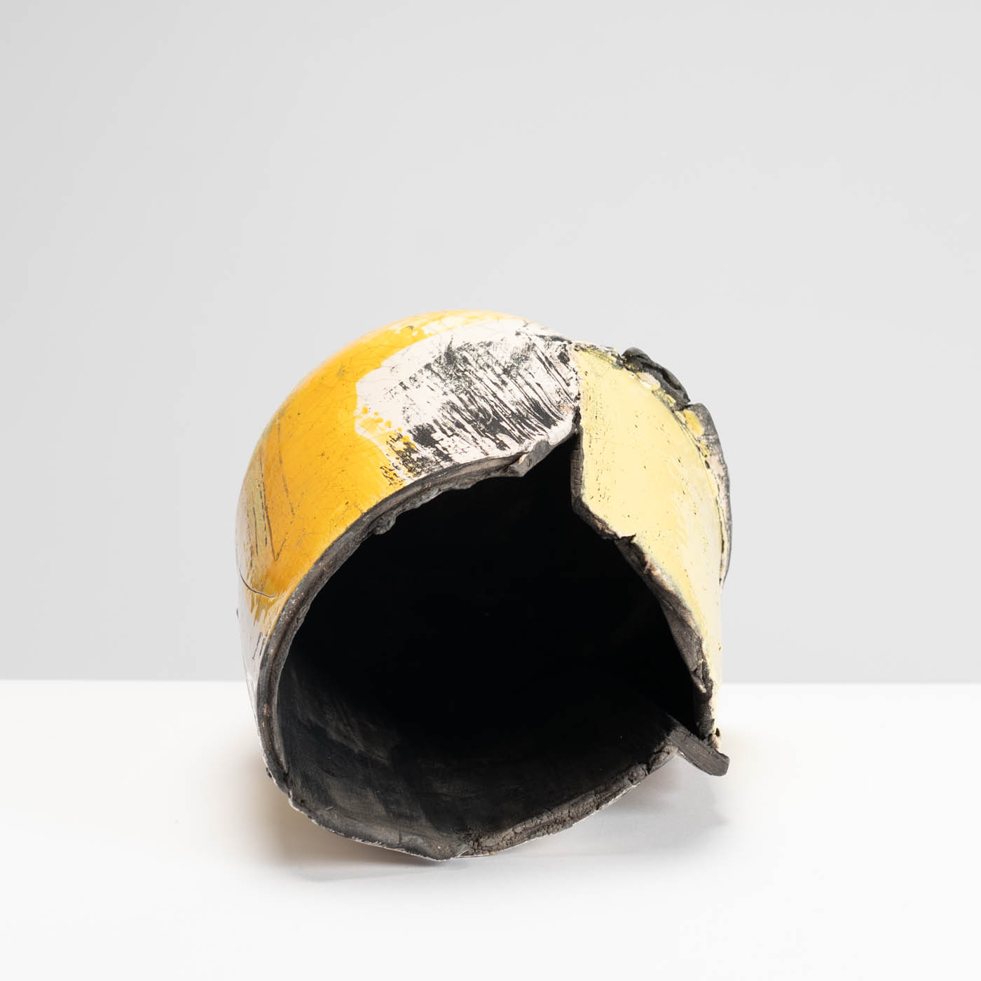ES582Y63 Medium Yellow Fragmented Vessel