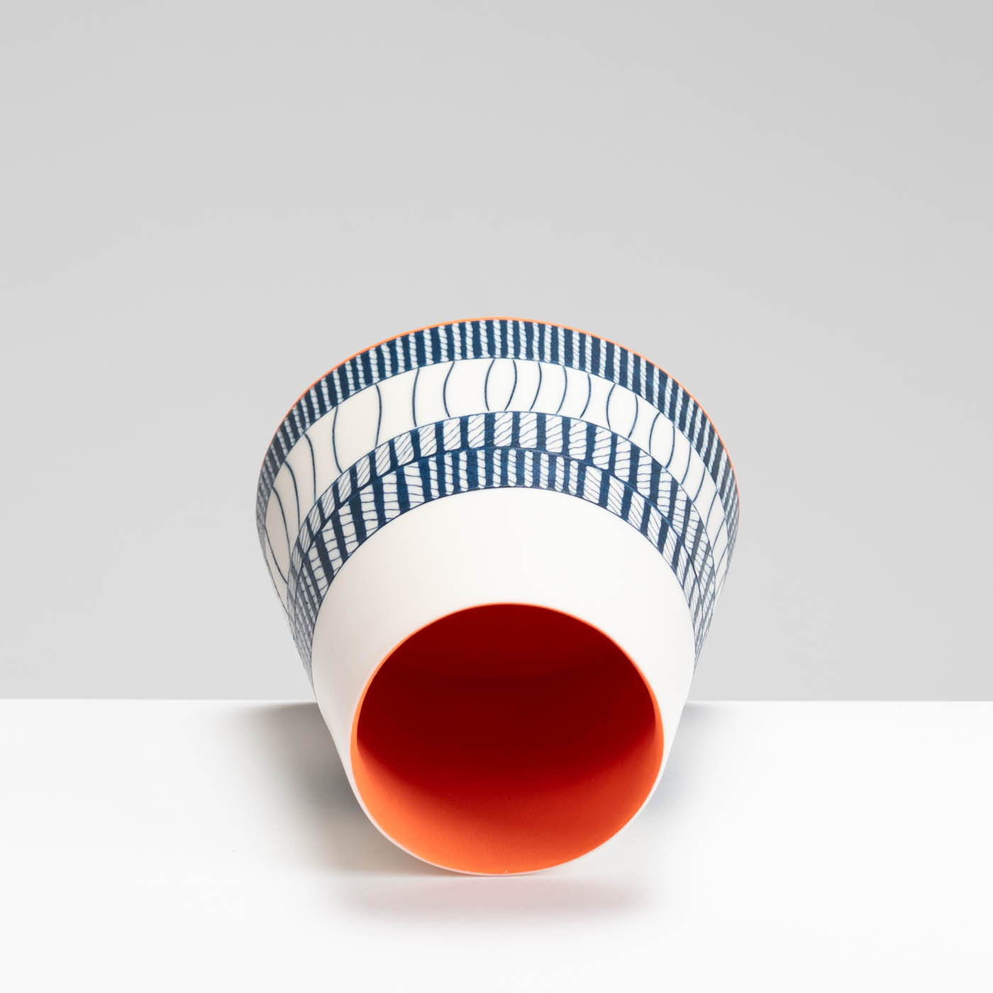 LS345Y746 Oval Vessel I