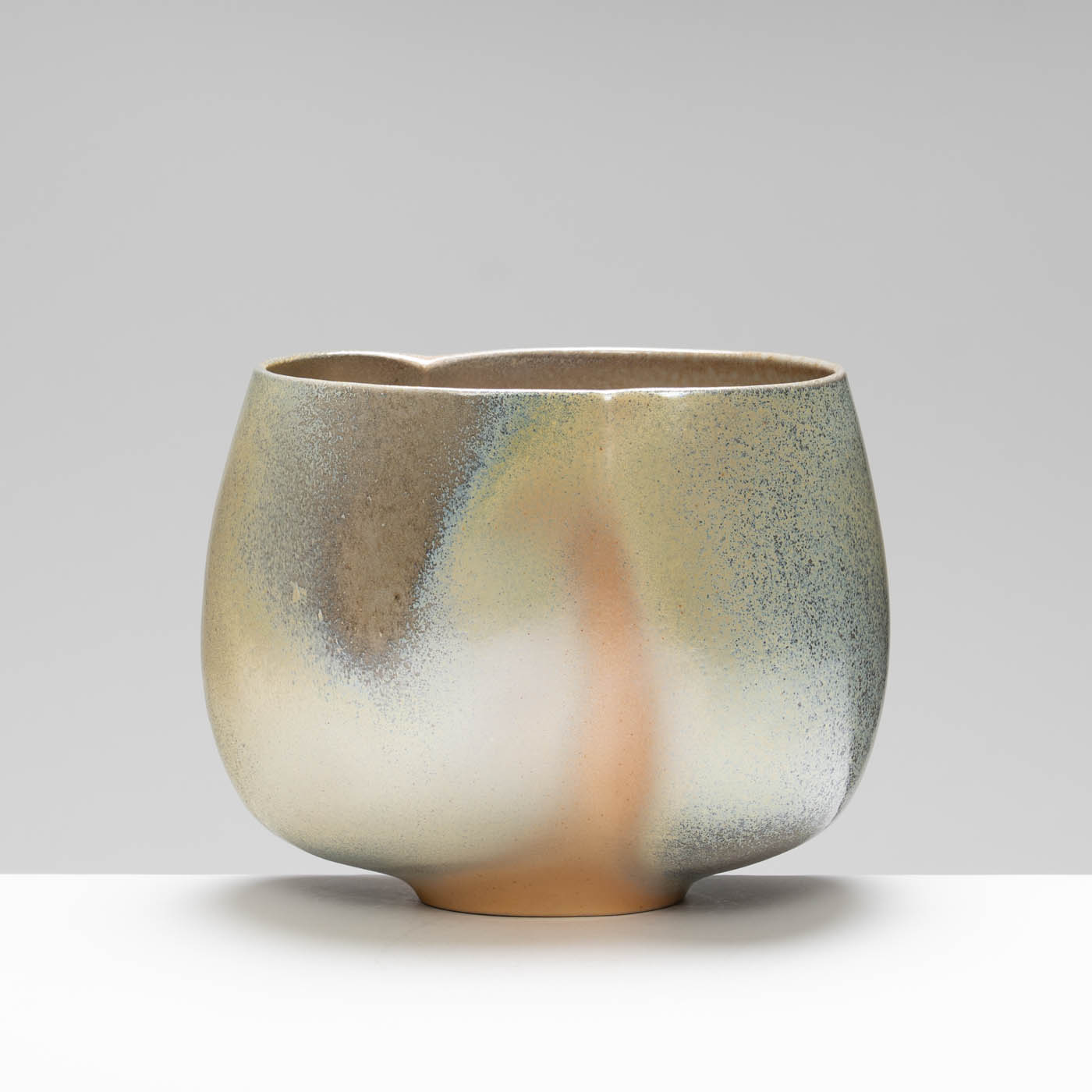 RK53Y199 Medium Double-Curled Bowl