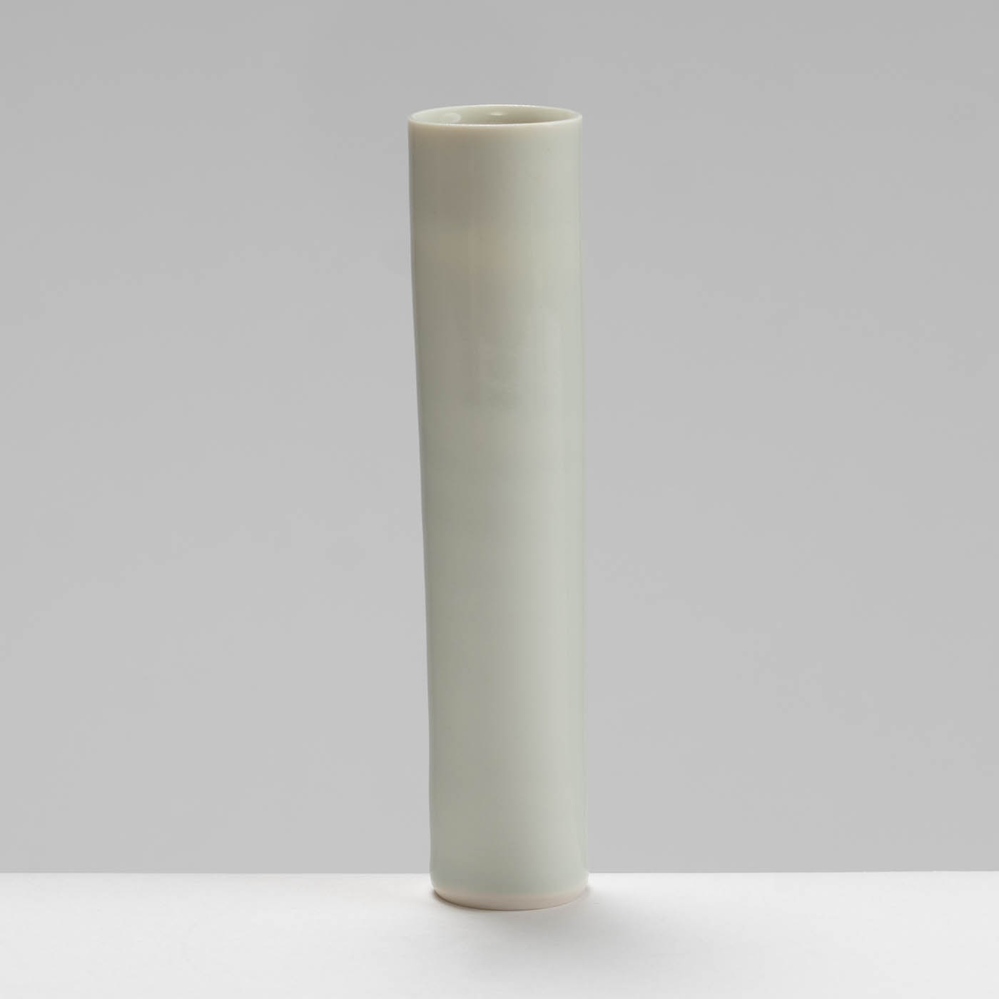RH578Y117 Cylinder Vase Pale Celadon