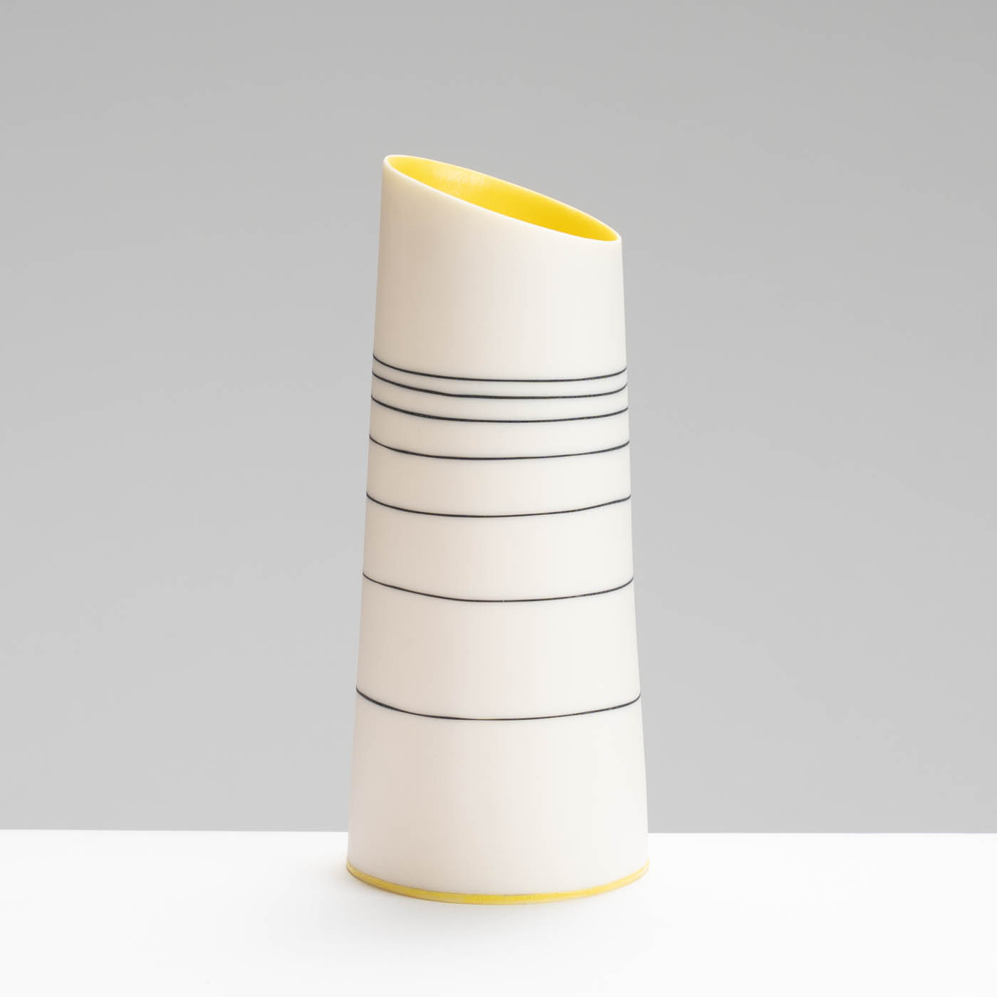 LS345Y731 Small Vase
