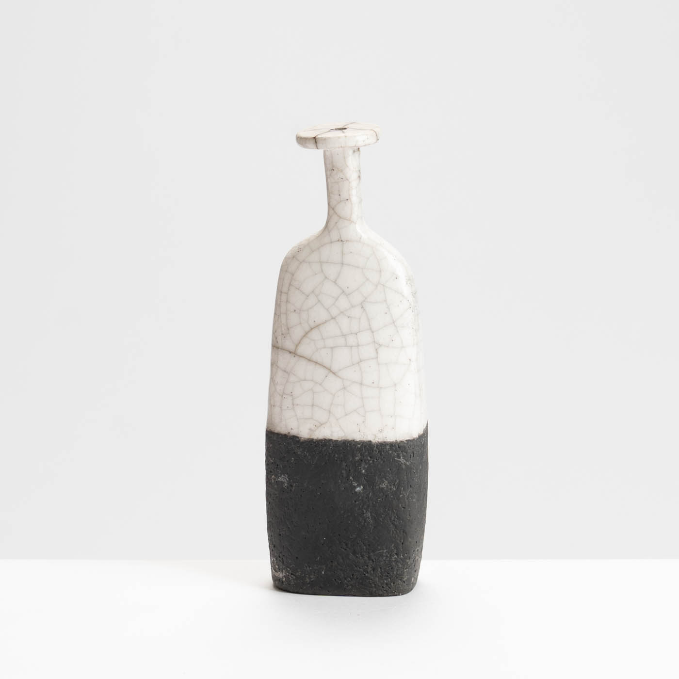 UM590Y56 Bottle