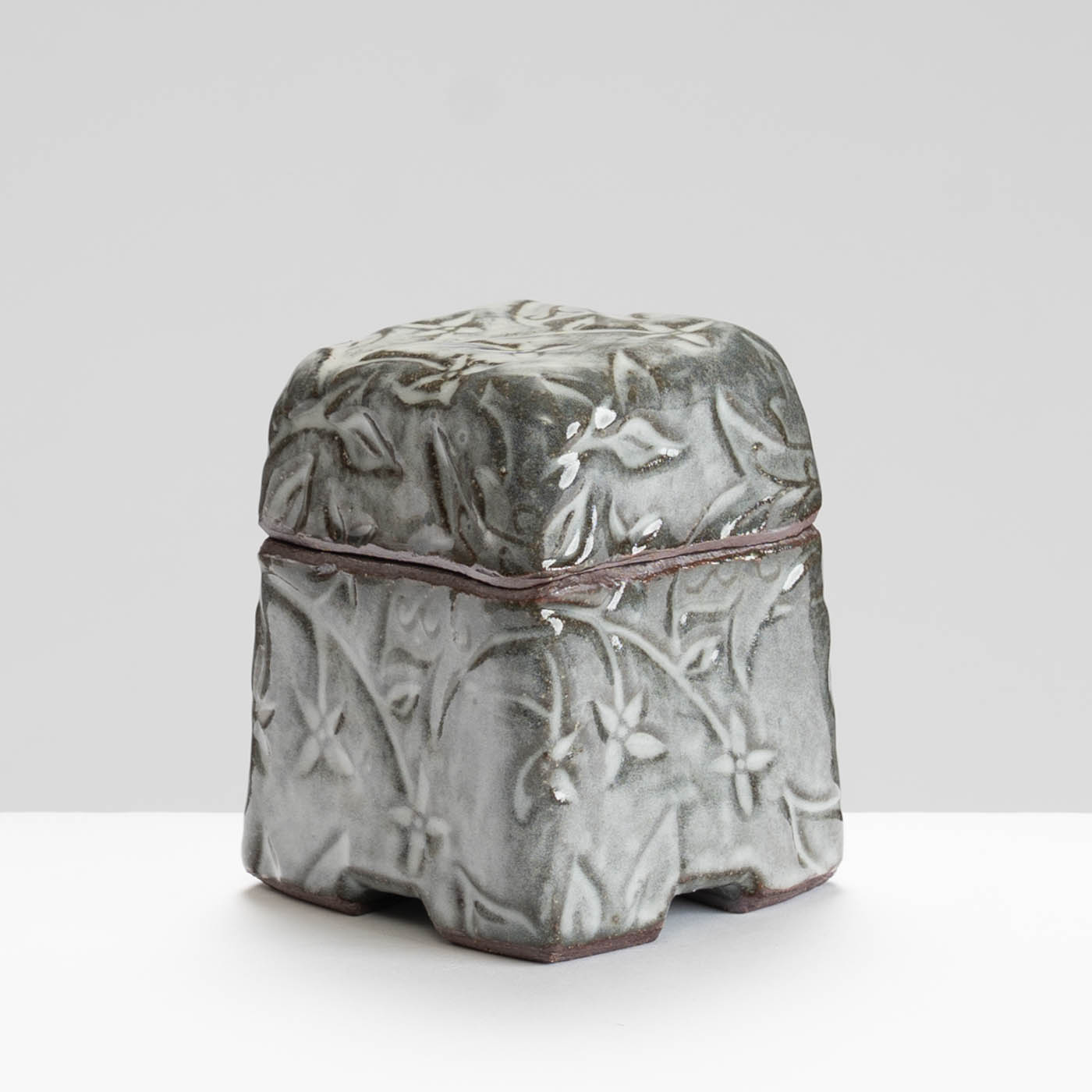 HL416Y101 Lidded Box