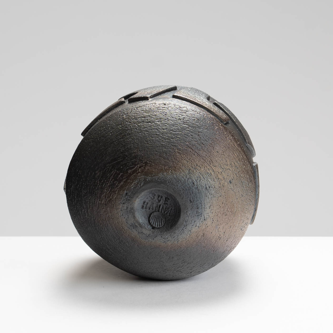 SH489X73 Raku Kuba Bowl