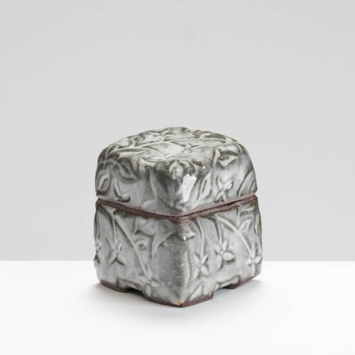 HL416Y100 Lidded Box