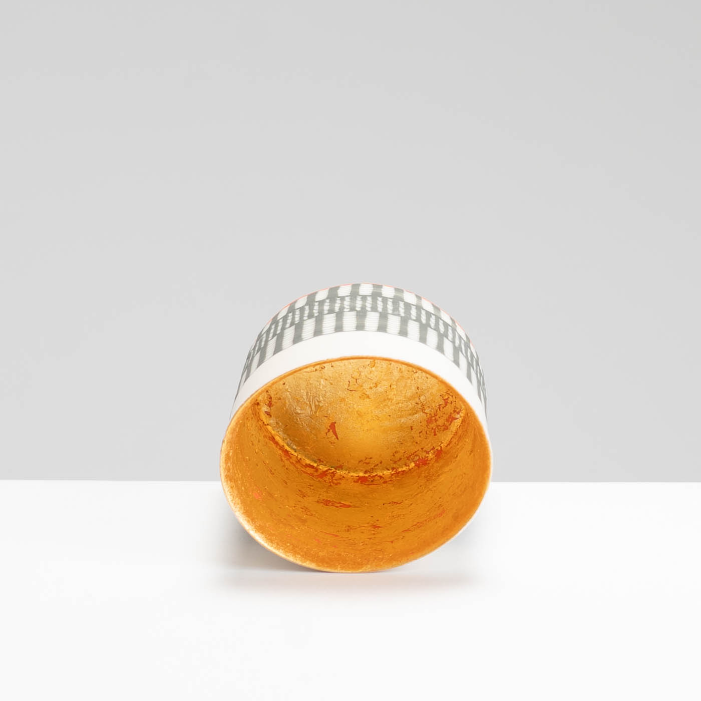 LS345Y773 Small Cylinder Vessel with 23ct Gold Interior