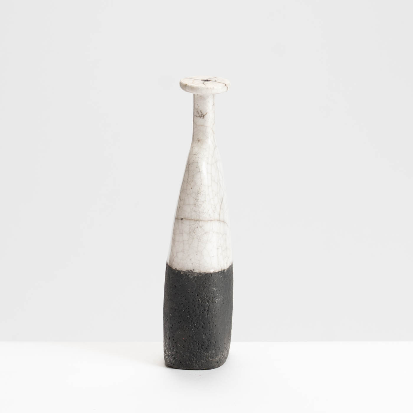 UM590Y56 Bottle