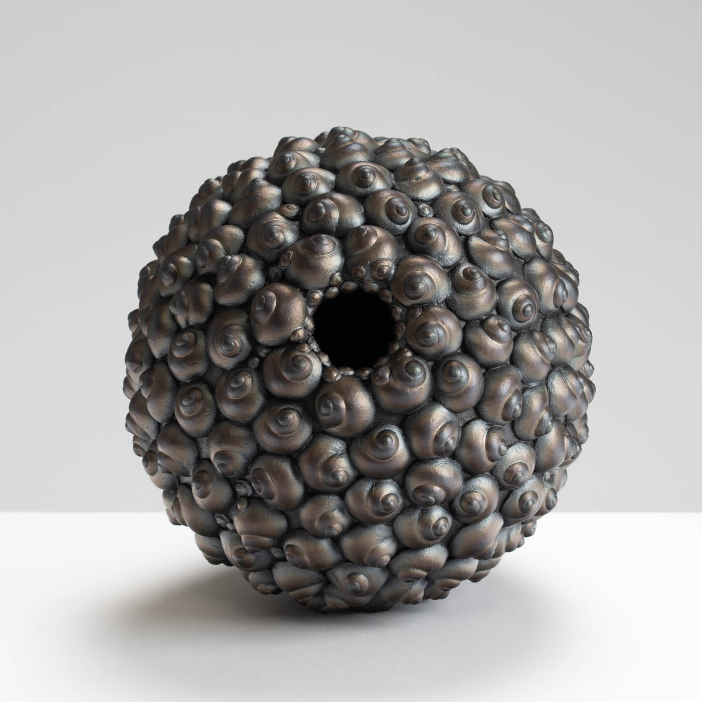 SH489X67 Saggar Snail Shell Pot