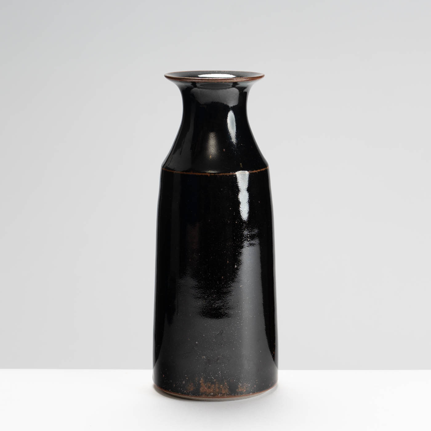 JTW322Y919 Vase Tenmoku