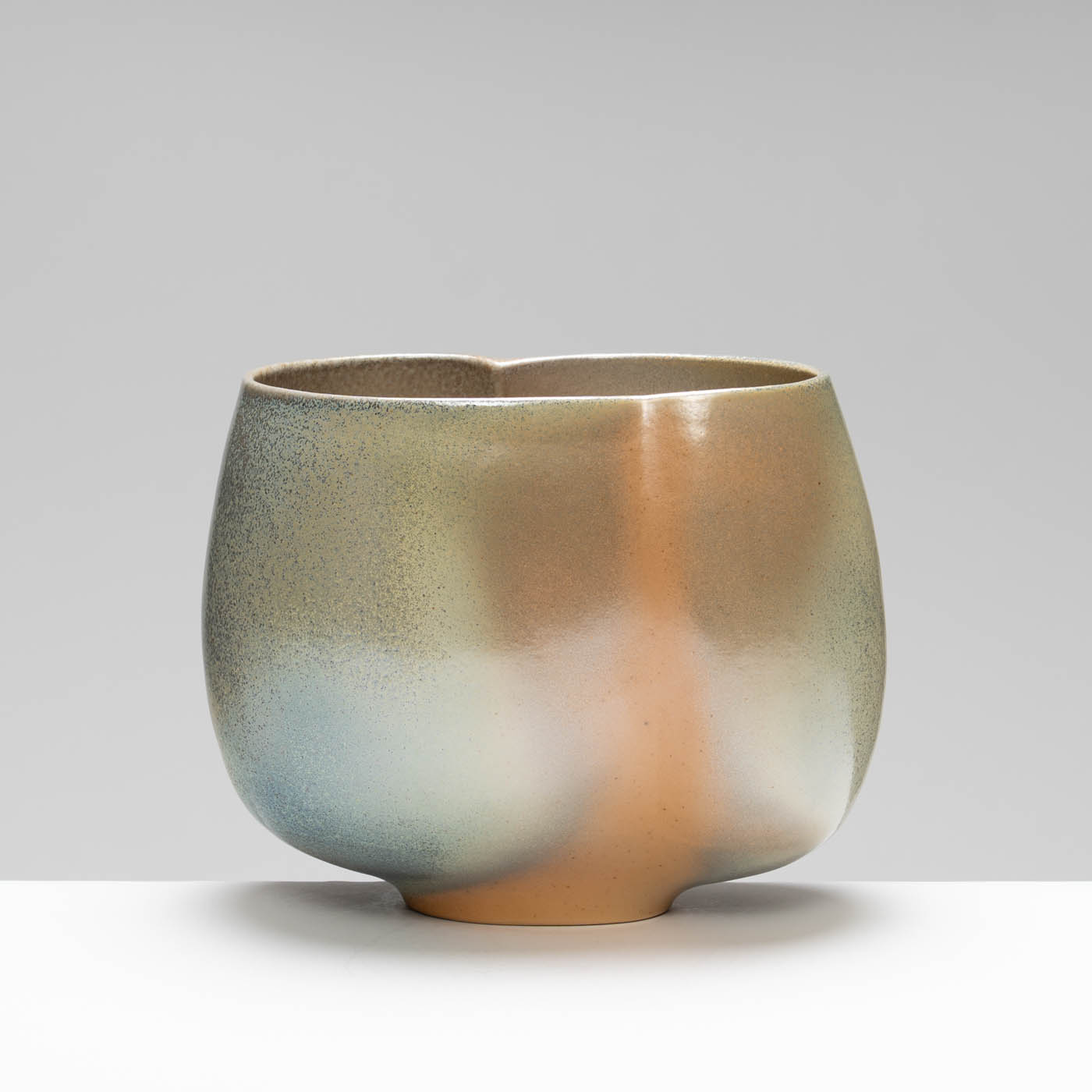 RK53Y199 Medium Double-Curled Bowl
