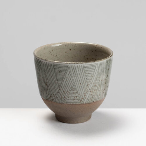 JTW322Y932 Tea Bowl Decorated