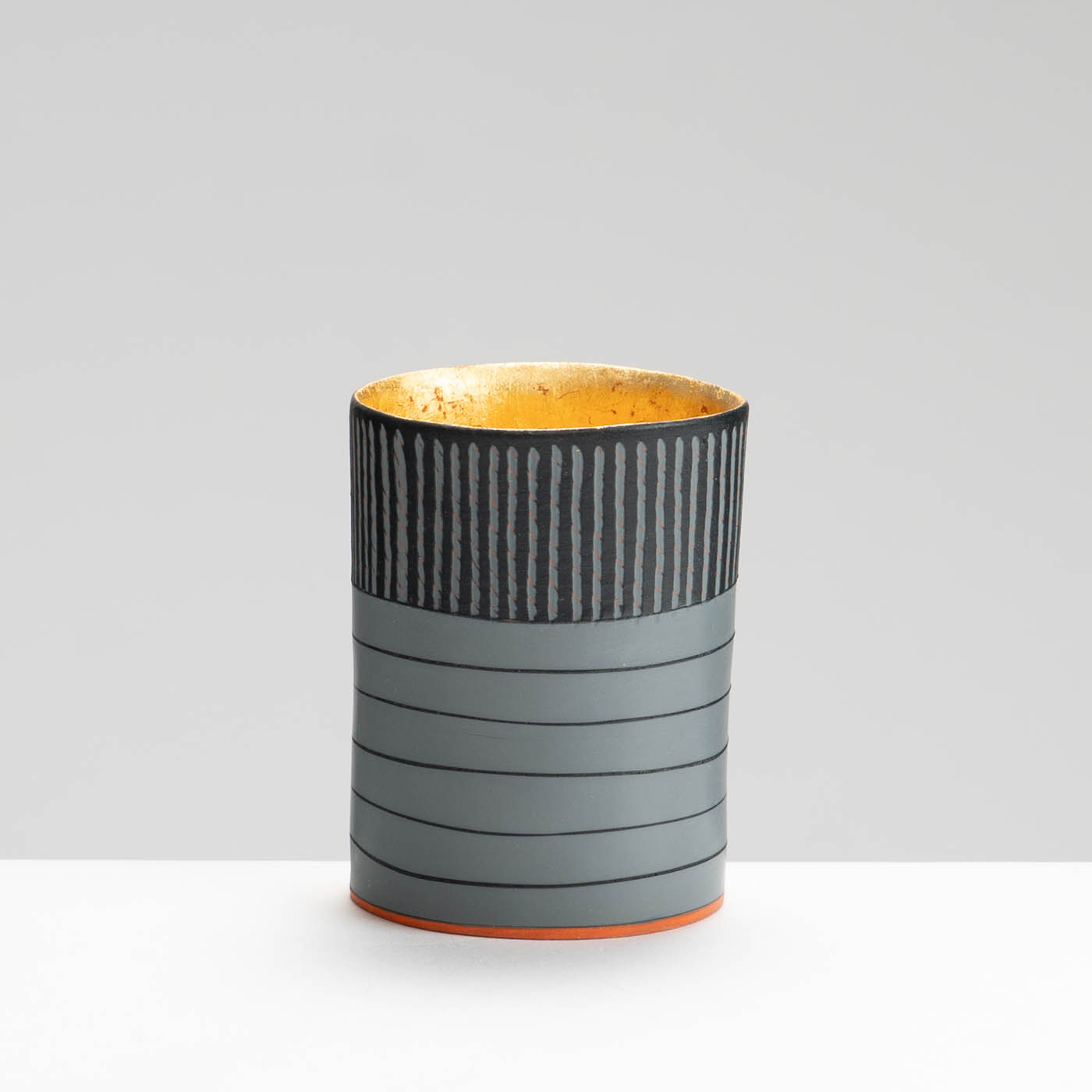 LS345Y772 Small Charcoal Vessel with 23ct Gold Interior