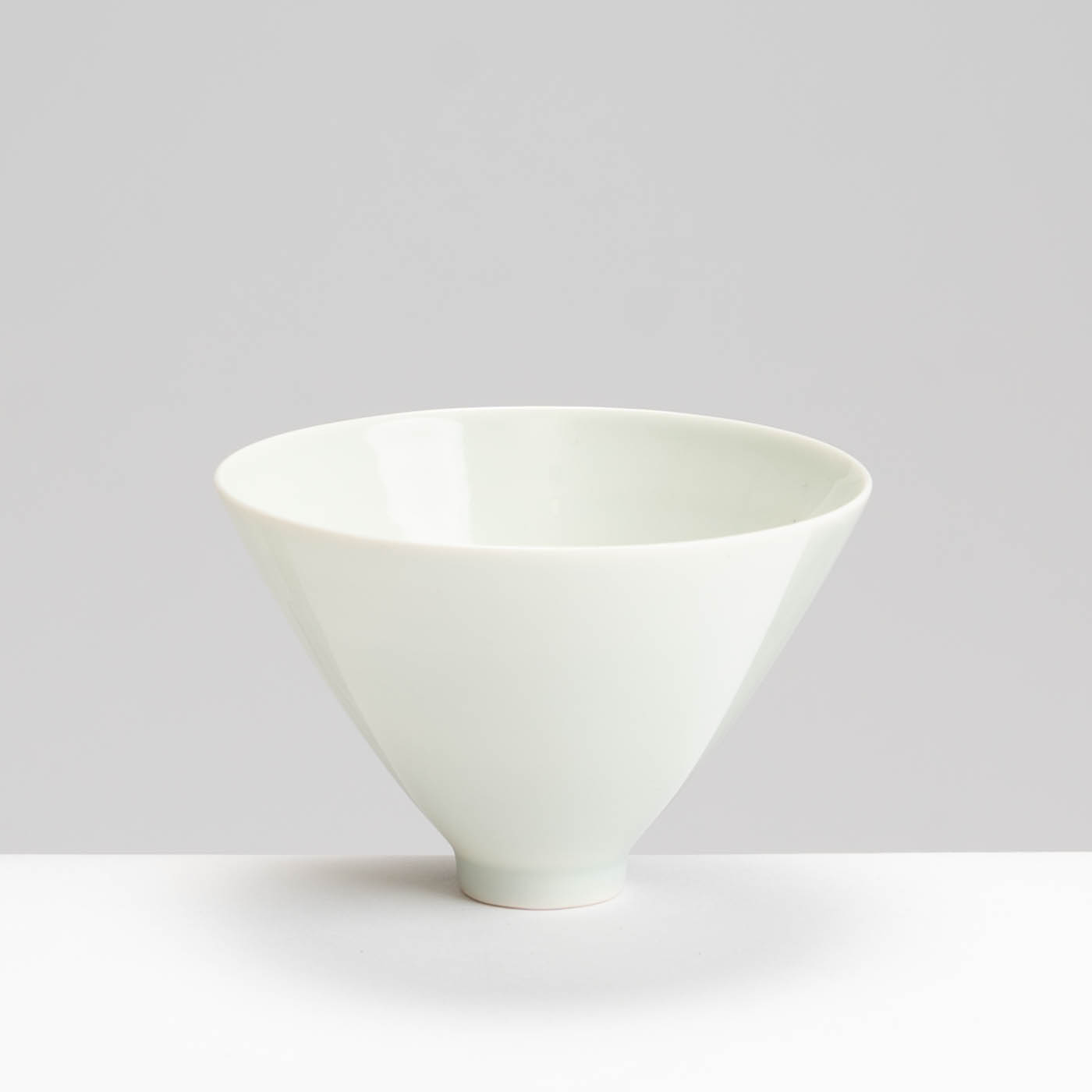 RH578Y124 Dish Pale Celadon