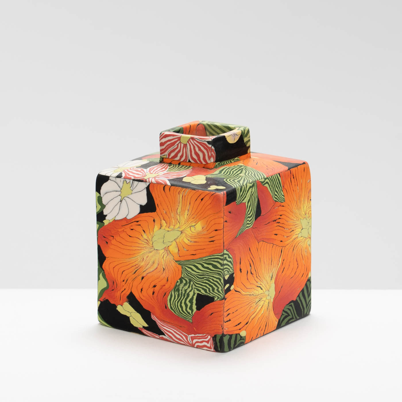 JM570Y12 Orange Lily Cubed Bottle
