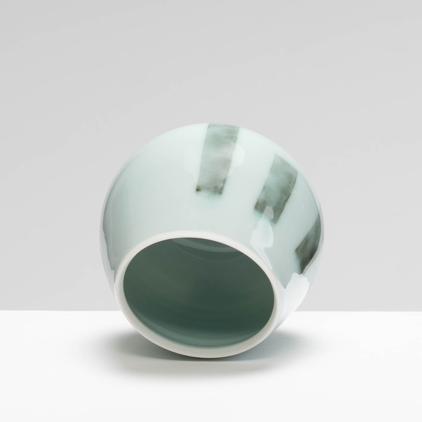 CK233Y1684 Rocking Bowl