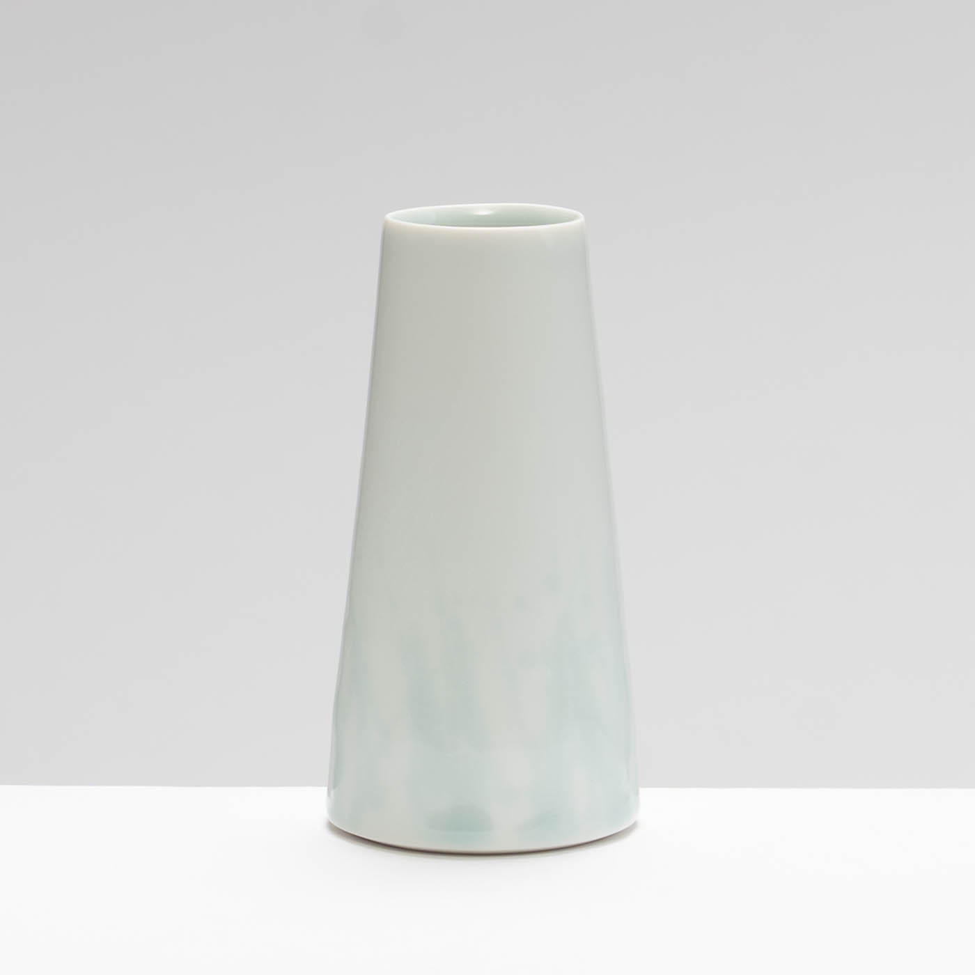 CK233Y1681 Bud Vase