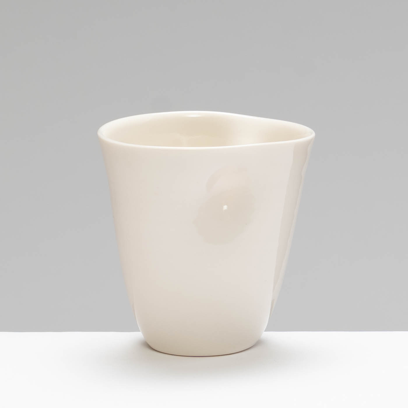 JD468Y232 Indented Beaker