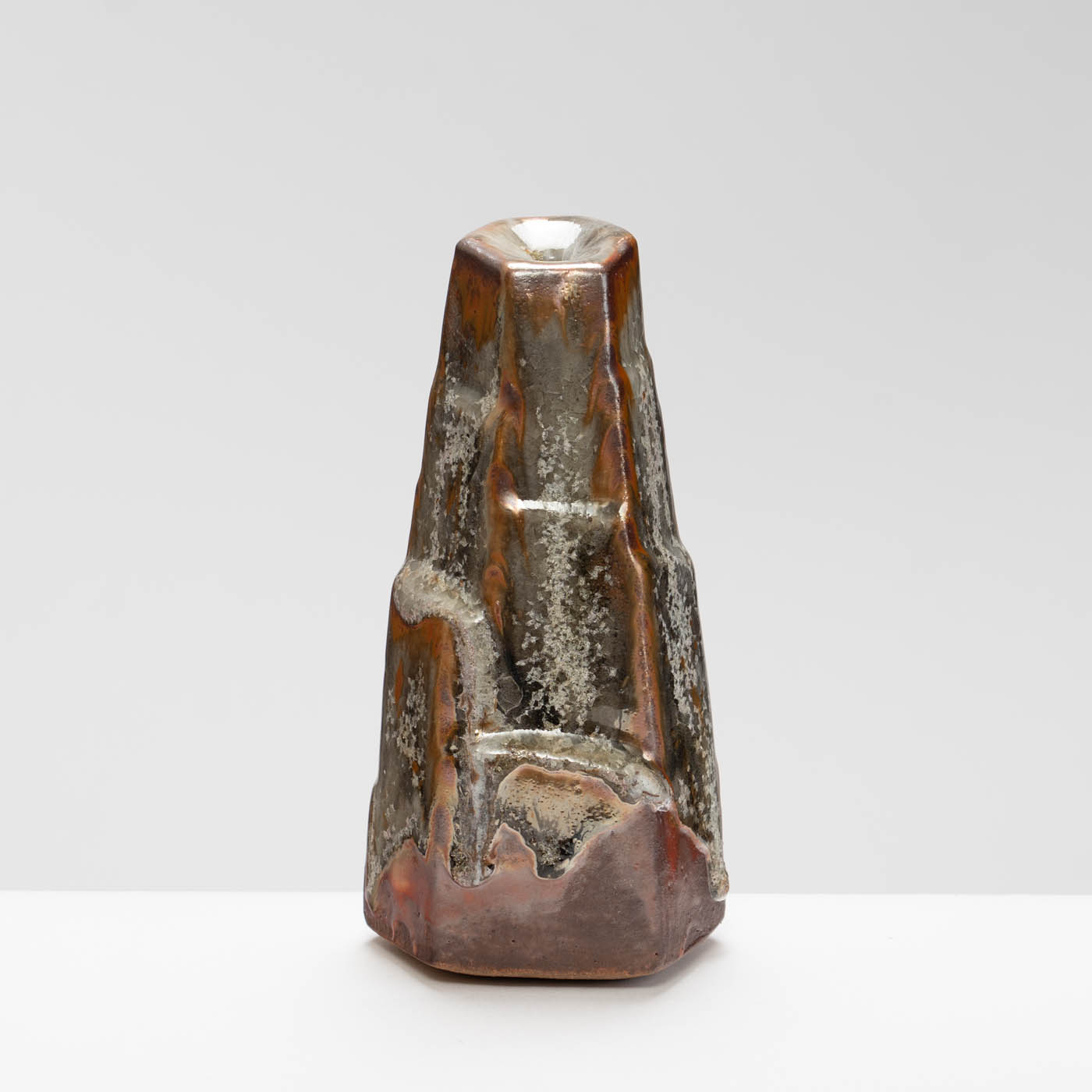 JH341Y86 Gold Shino/Crystals Bottle