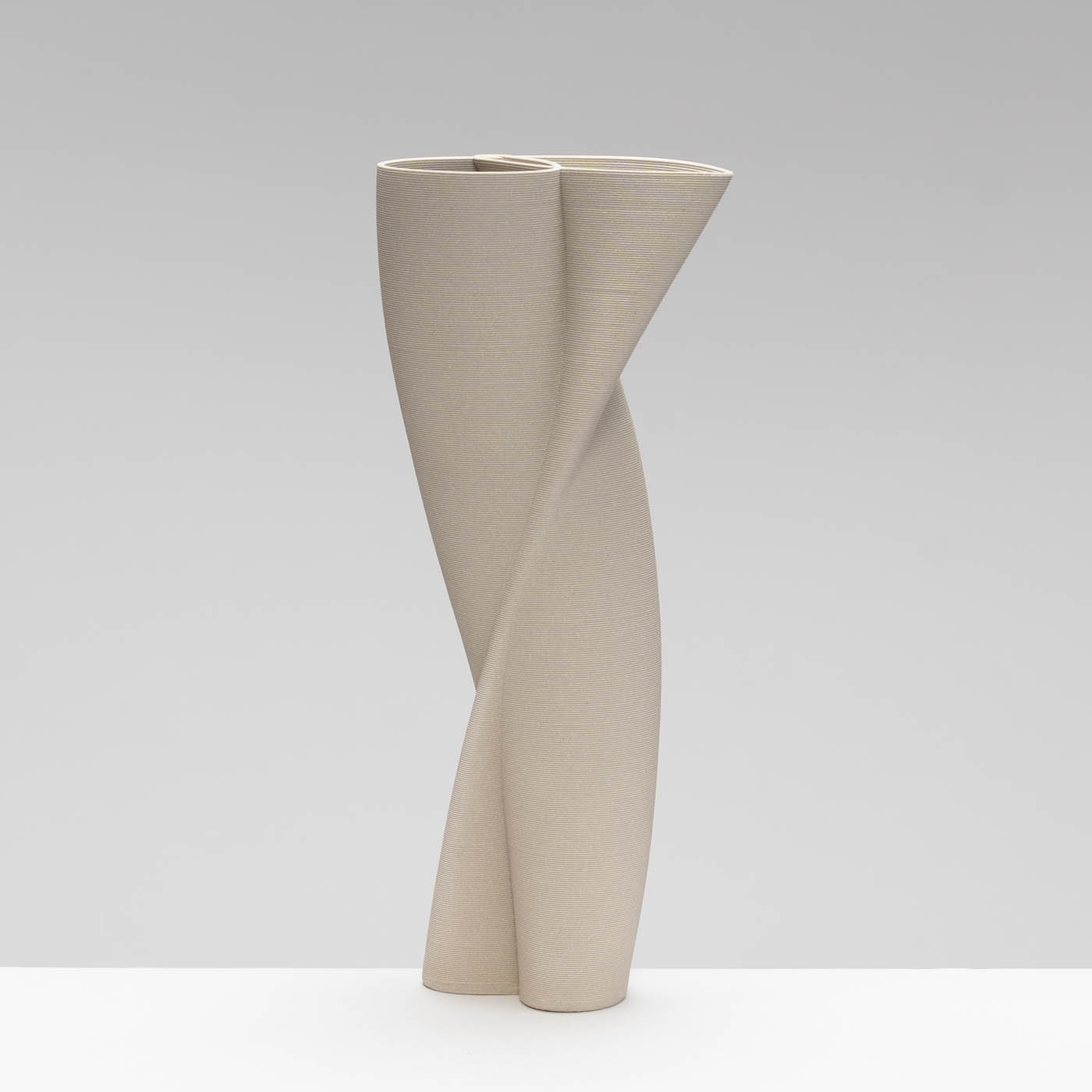 JH588Y51 Harmony Vase