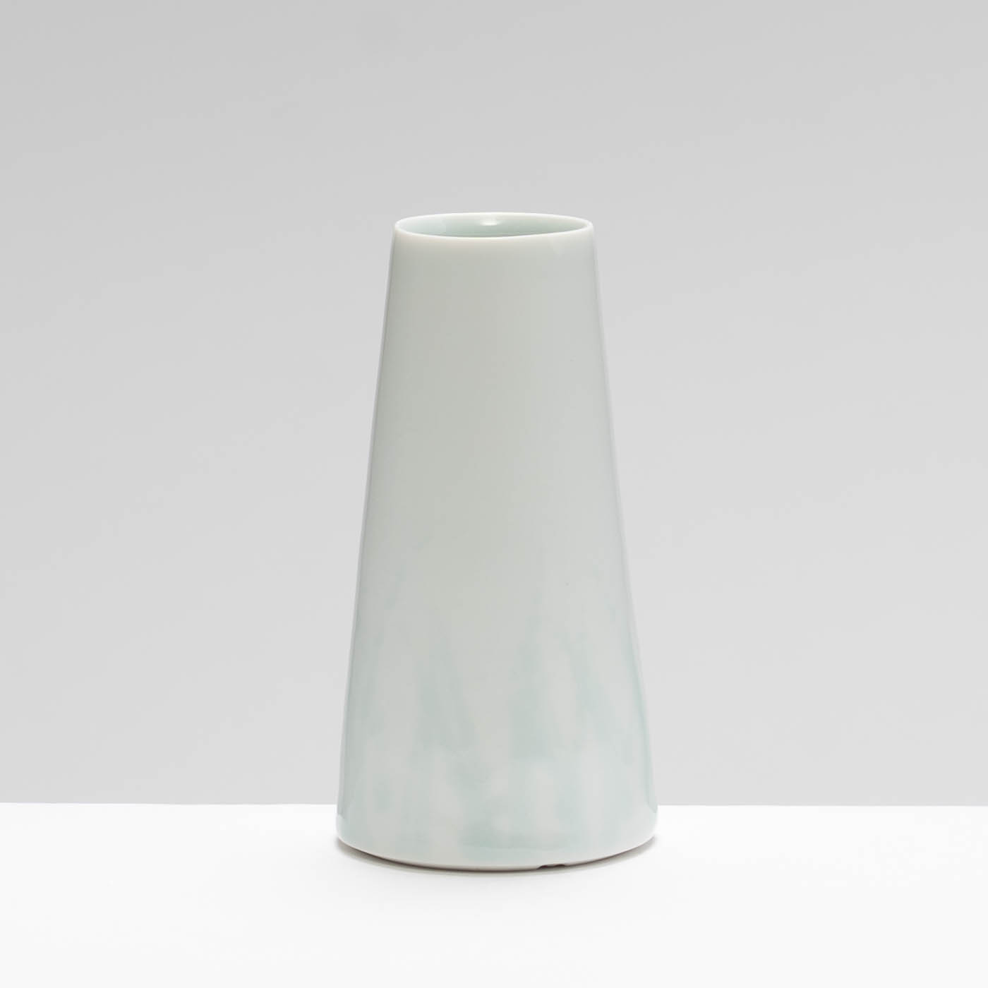 CK233Y1681 Bud Vase