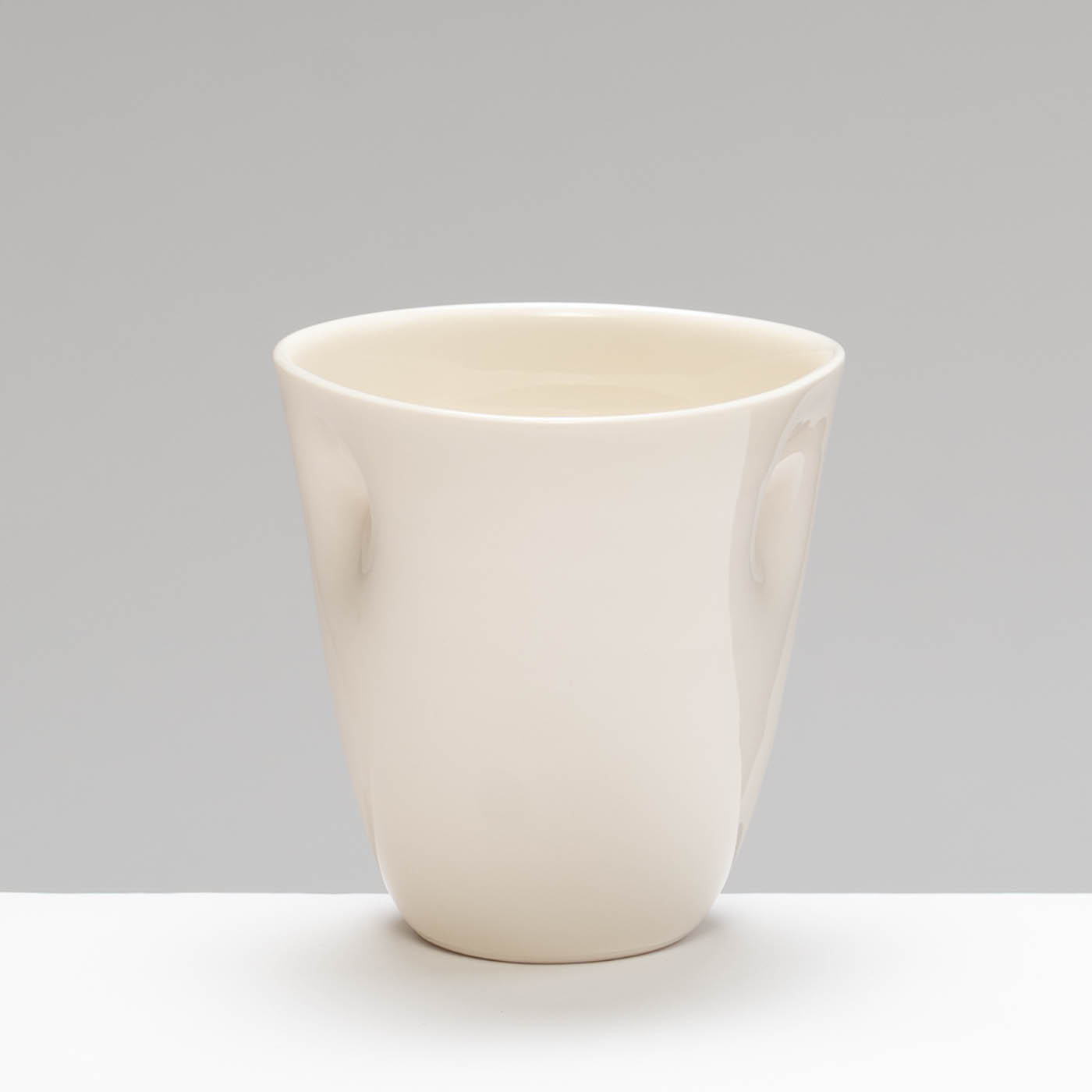 JD468Y246 Indented Beaker