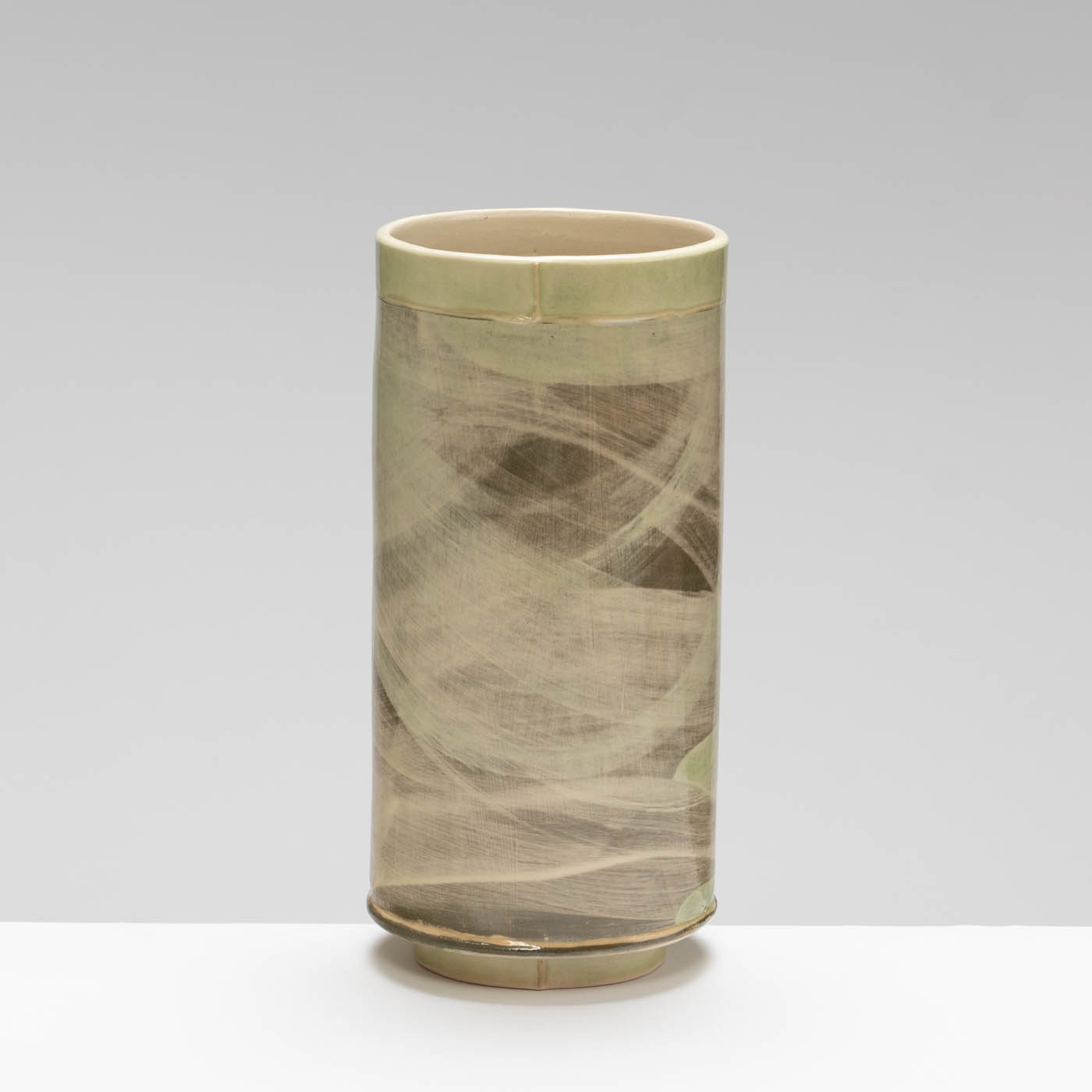 EW485Y53 Slim Vase in Green