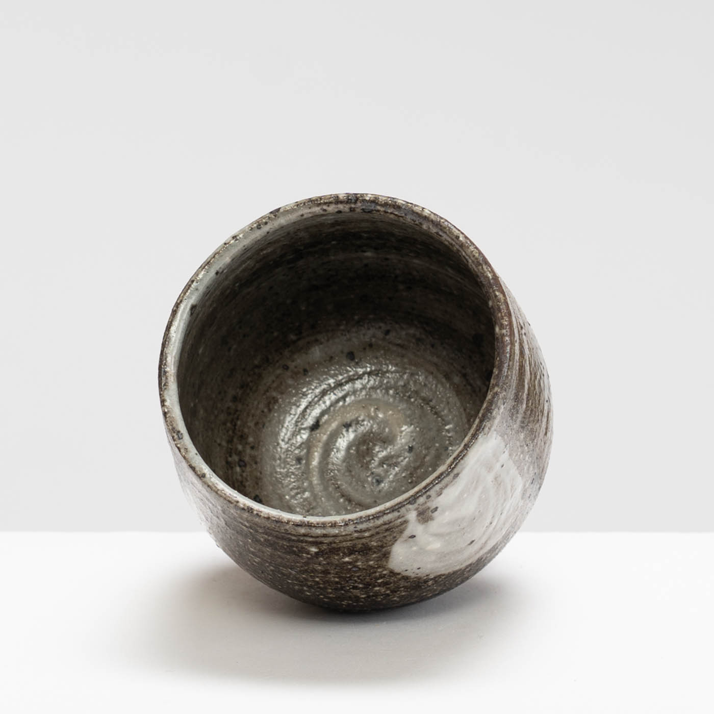MW276Y930 Yunomi