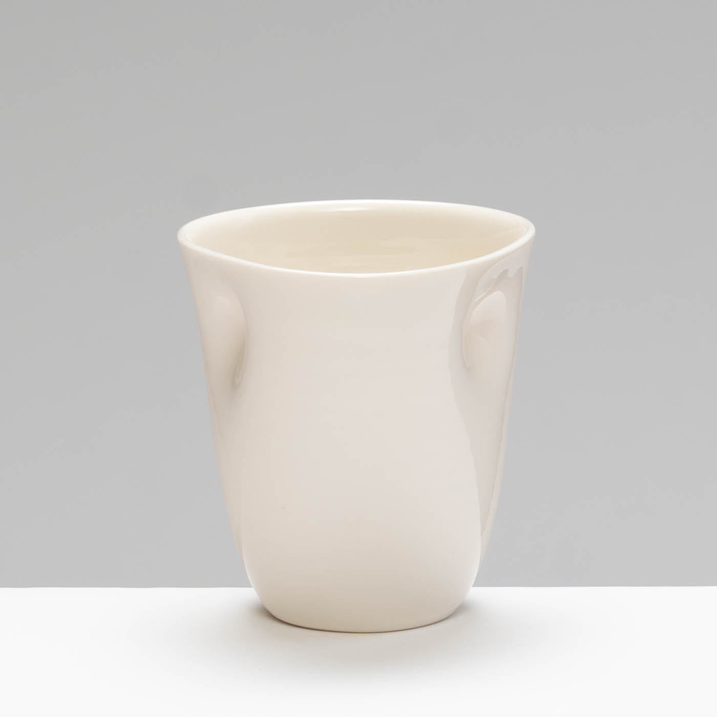 JD468Y232 Indented Beaker