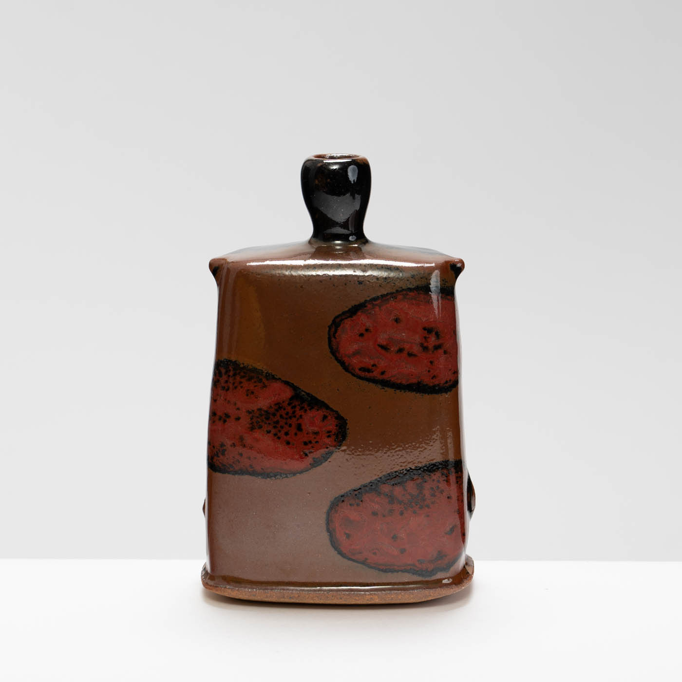 JH341Y88 Red/Tenmoku/Kaki Vase