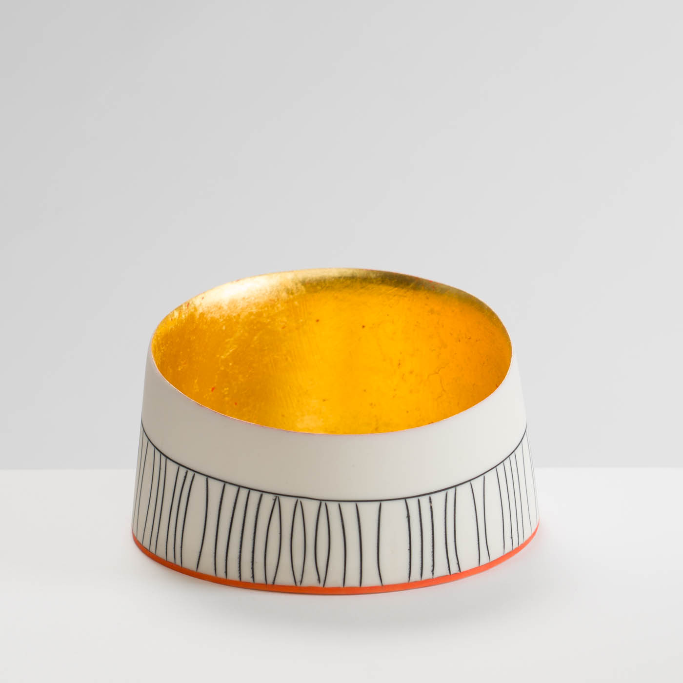 LS345Y717 Shallow Bowl with 23ct Gold Interior