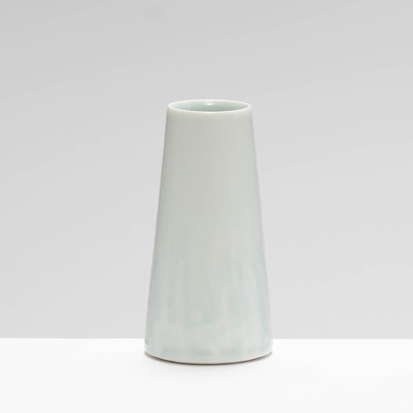 CK233Y1678 Bud Vase