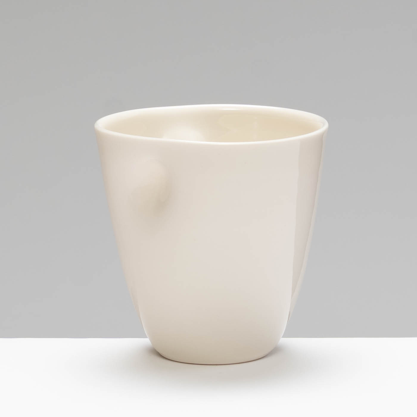 JD468Y227 Indented Beaker