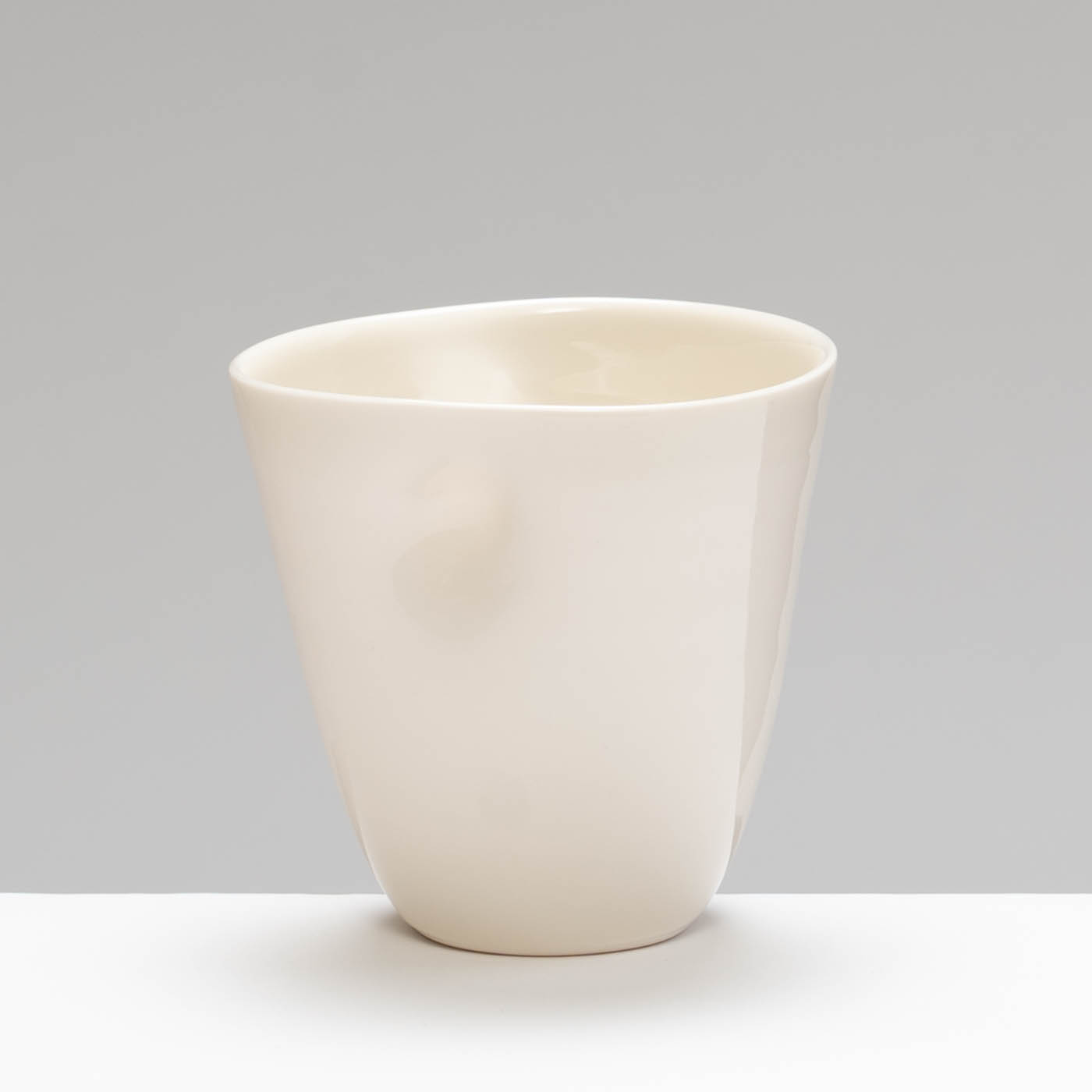 JD468Y246 Indented Beaker