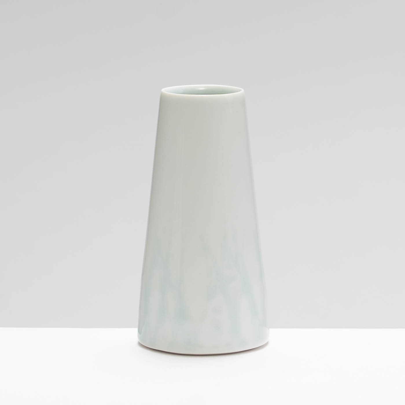 CK233Y1677 Bud Vase