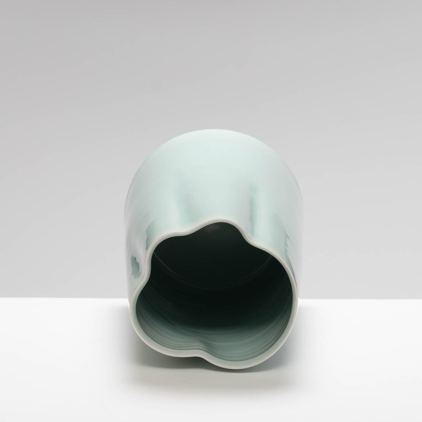 CK233Y1690 Celadon 'Cloud' Pot