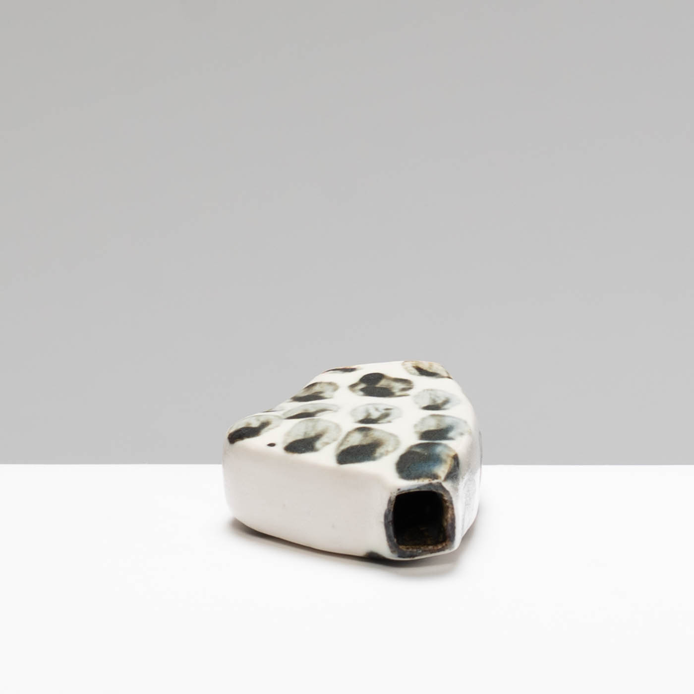 SM548Y134 Foundation Mini