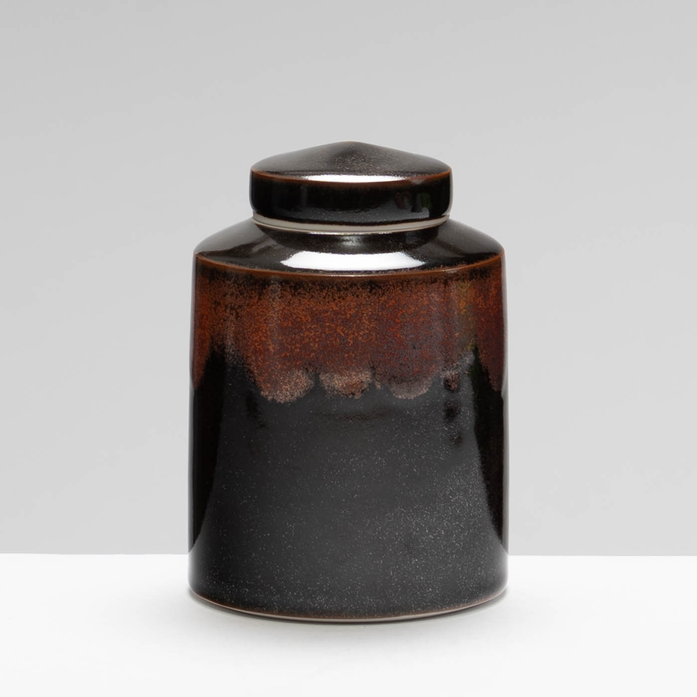 CK233Y1692 Tenmoku Lidded Jar
